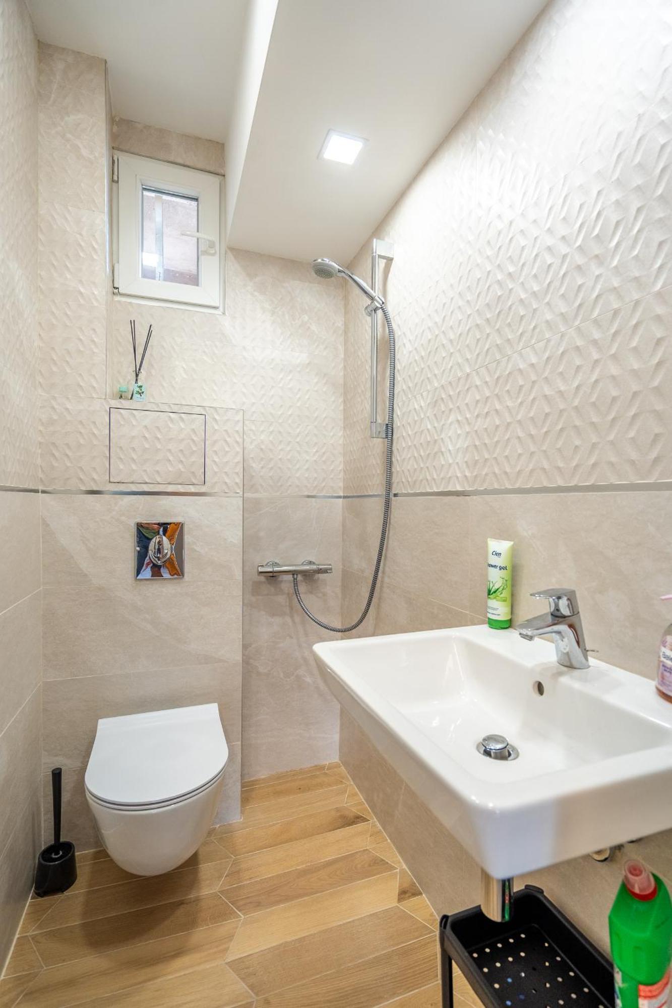 Downtown Apartment Eymi София Экстерьер фото